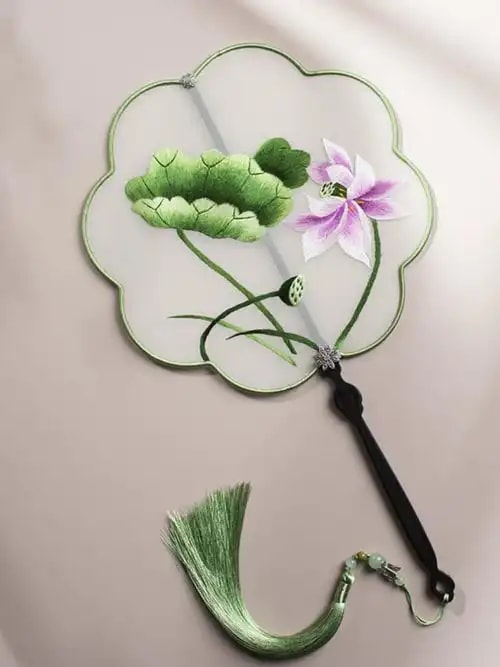 苏绣团扇
